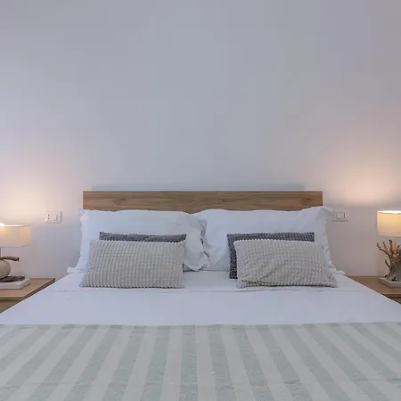 Biscay Bay With Balconies *