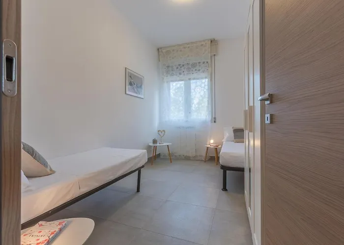 Biscay Bay With Balconies شقة فيرّارا